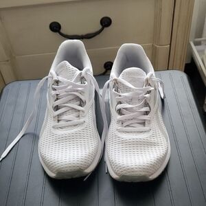 Reebok White Athletic Shoes